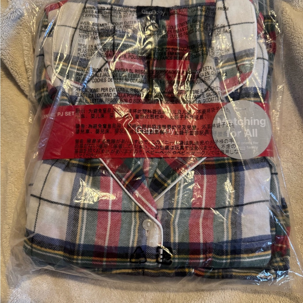 Gap body flannel PJ set brand new in packaging
